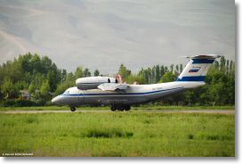 Antonov AN-72 RussiaAF-Douchanbe-24avr2008-DSC_0007.jpg